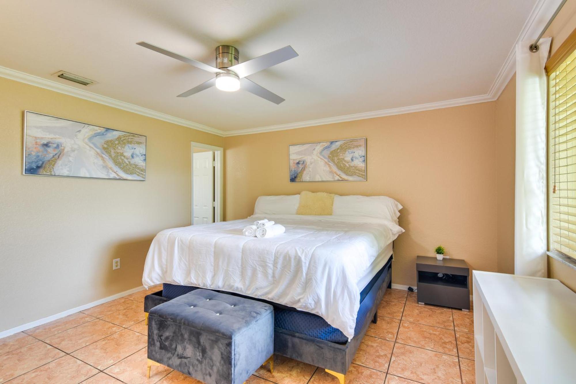 Opa-Locka Townhome, 15 Mi To Miami Beach! Dış mekan fotoğraf